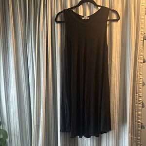 Chic Black Sleeveless Dress